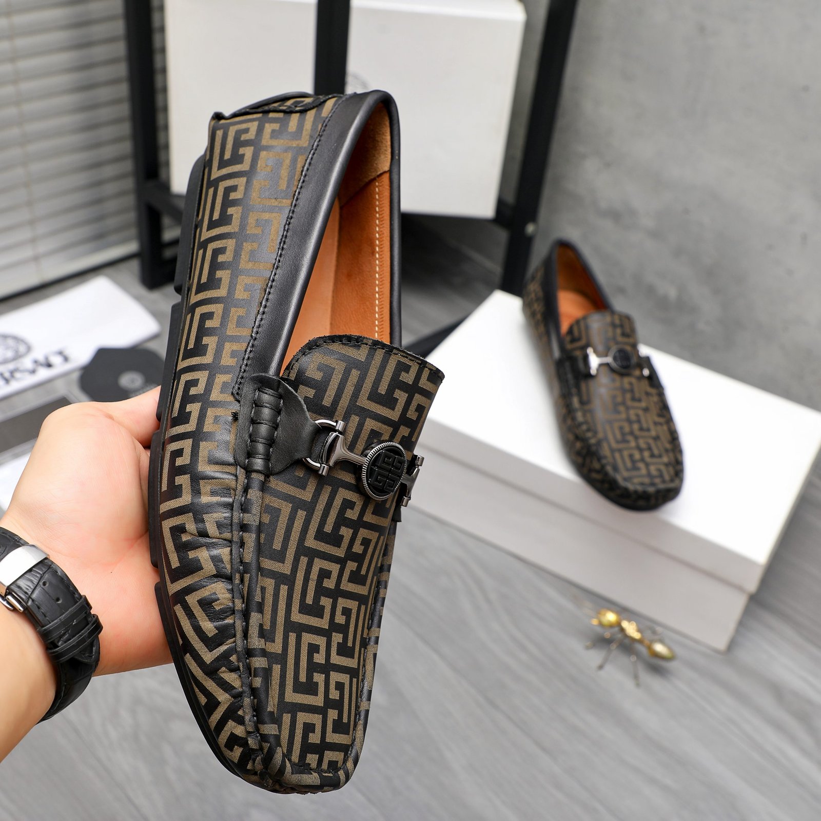 V-Classic loafers-3314 - Image 2