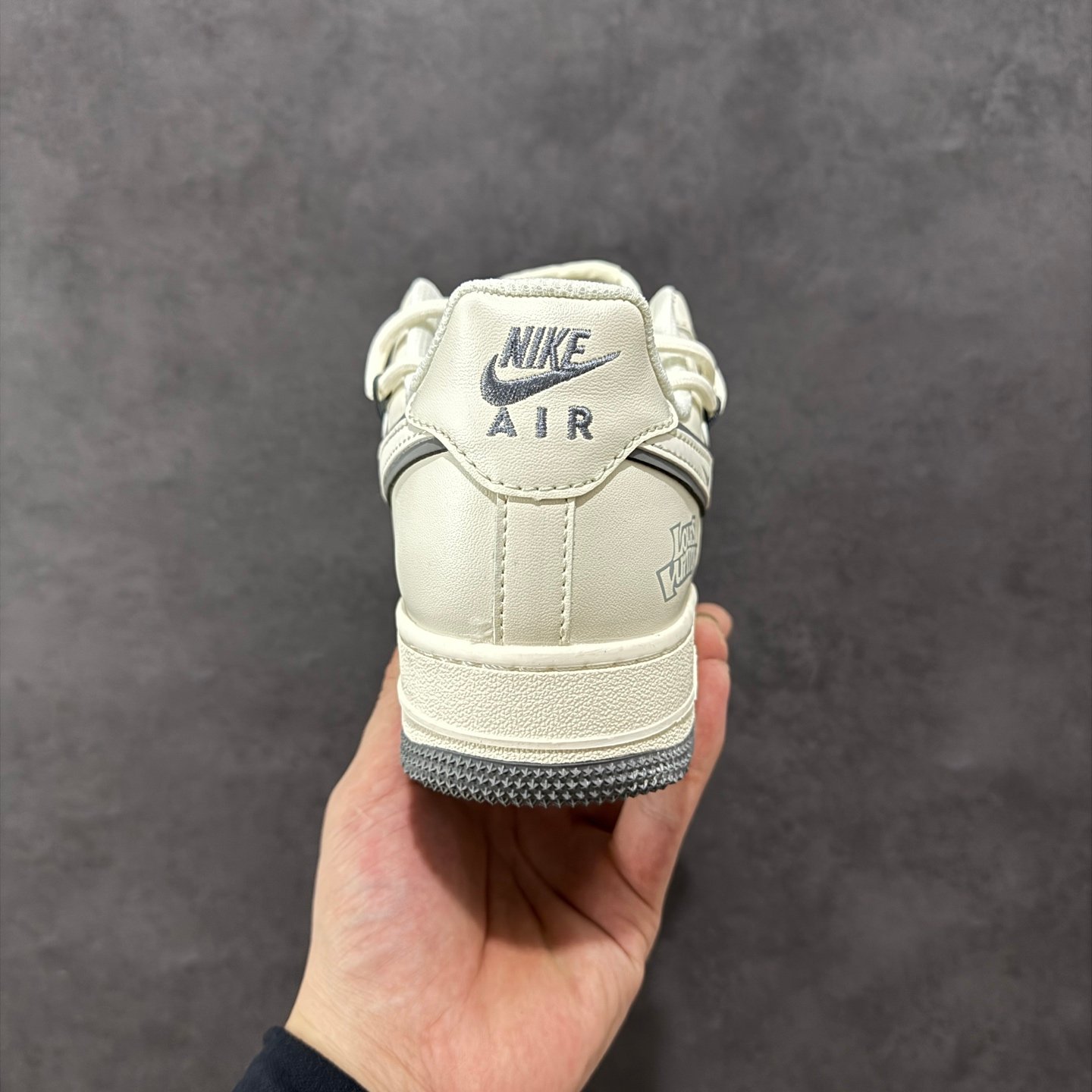 L-LV co-branded casual sneakers-3321 - Image 3