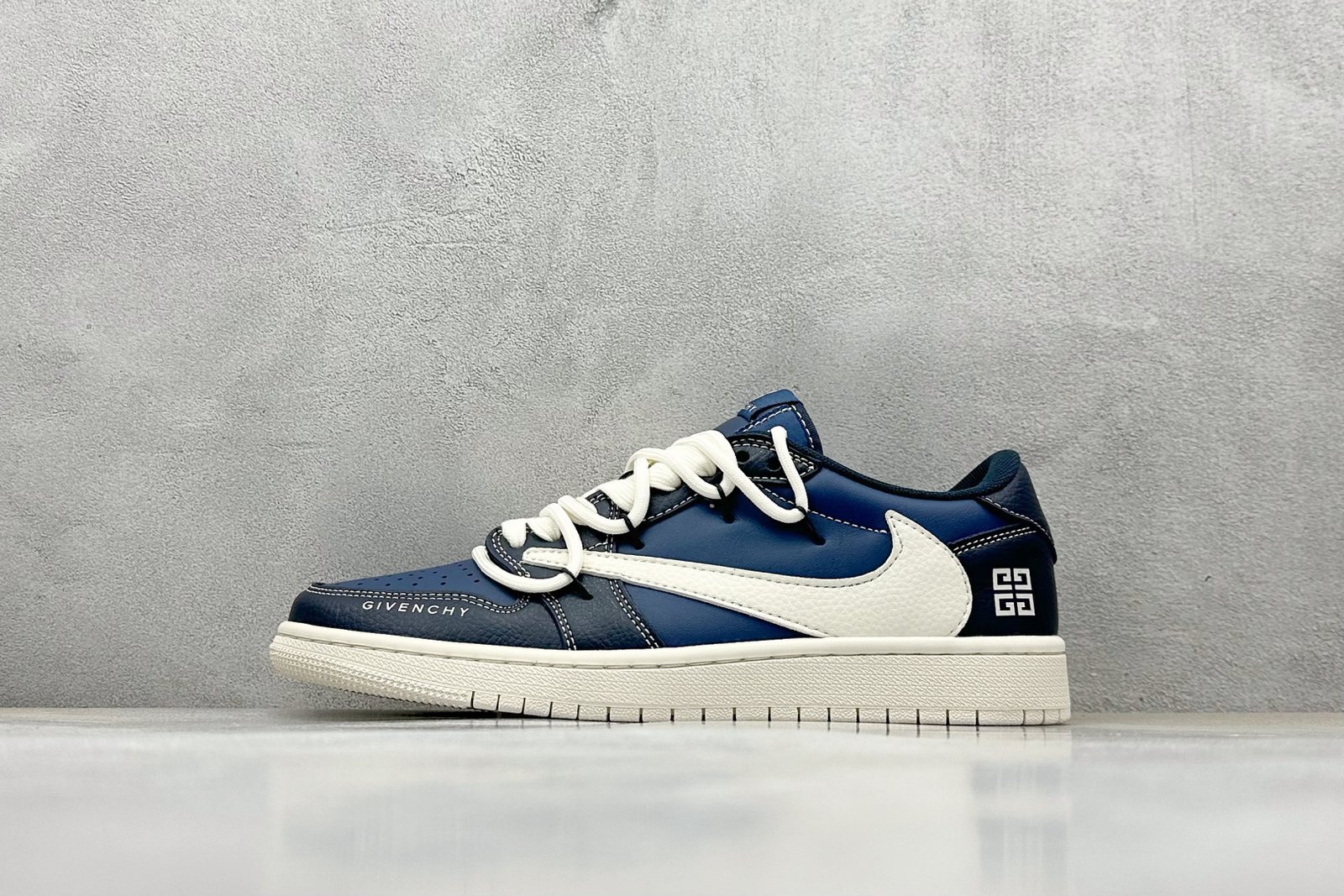 N-Givenchy co-branded casual sneakers-3361