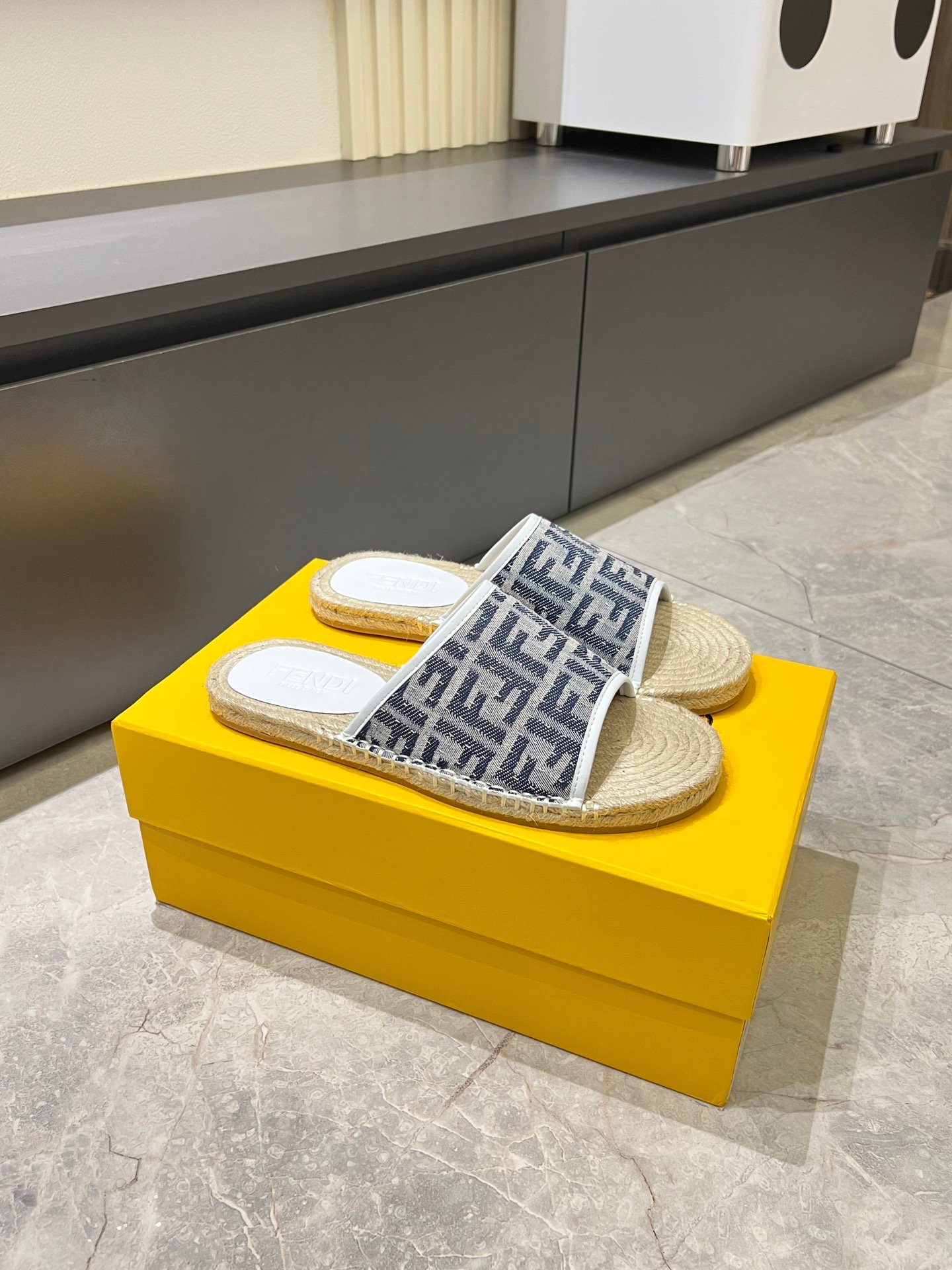 F-High-end customized slippers-3411 - Image 2