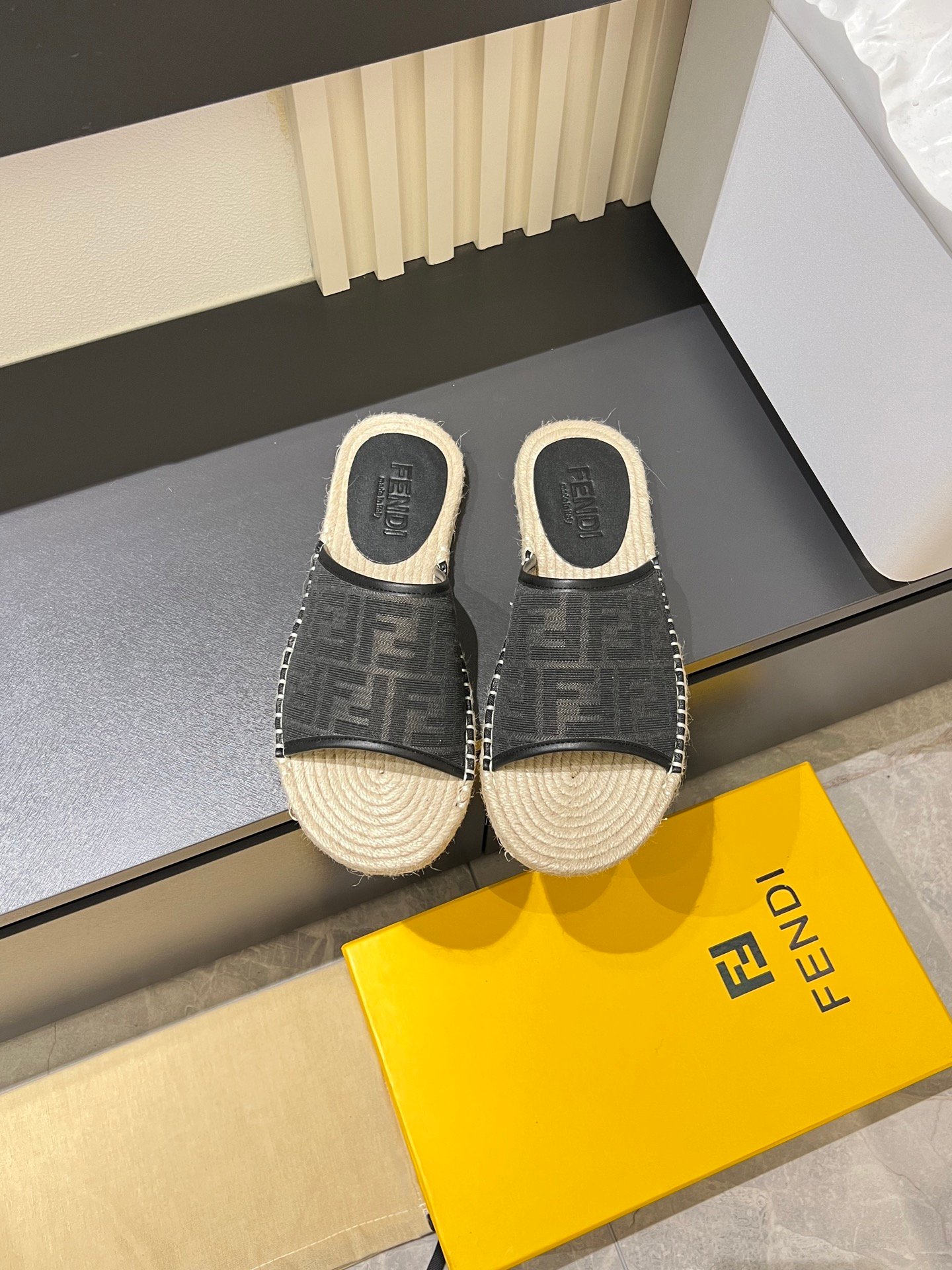 F-High-end customized slippers-3411 - Image 5