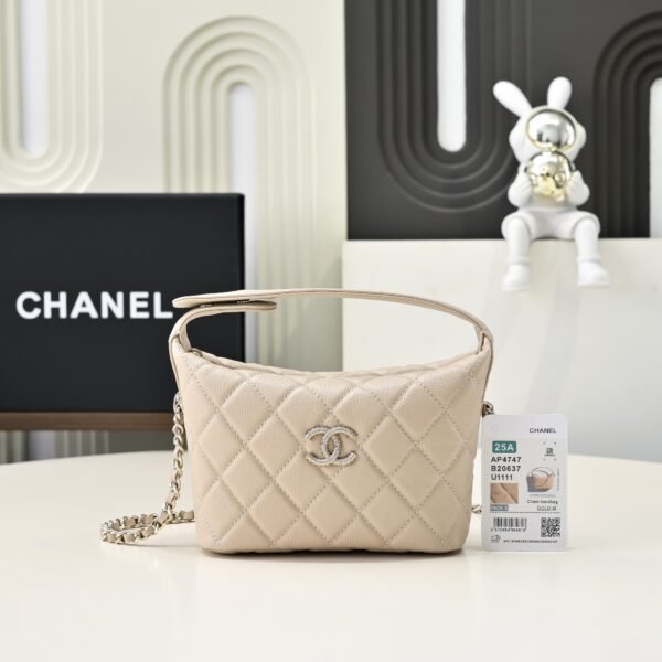 C-New embossed double C bag-1284 - Image 13