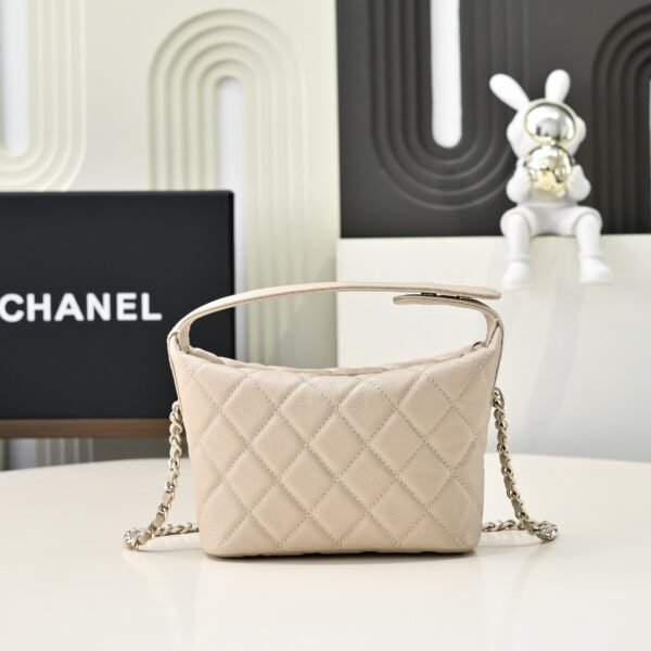 C-New embossed double C bag-1284 - Image 14