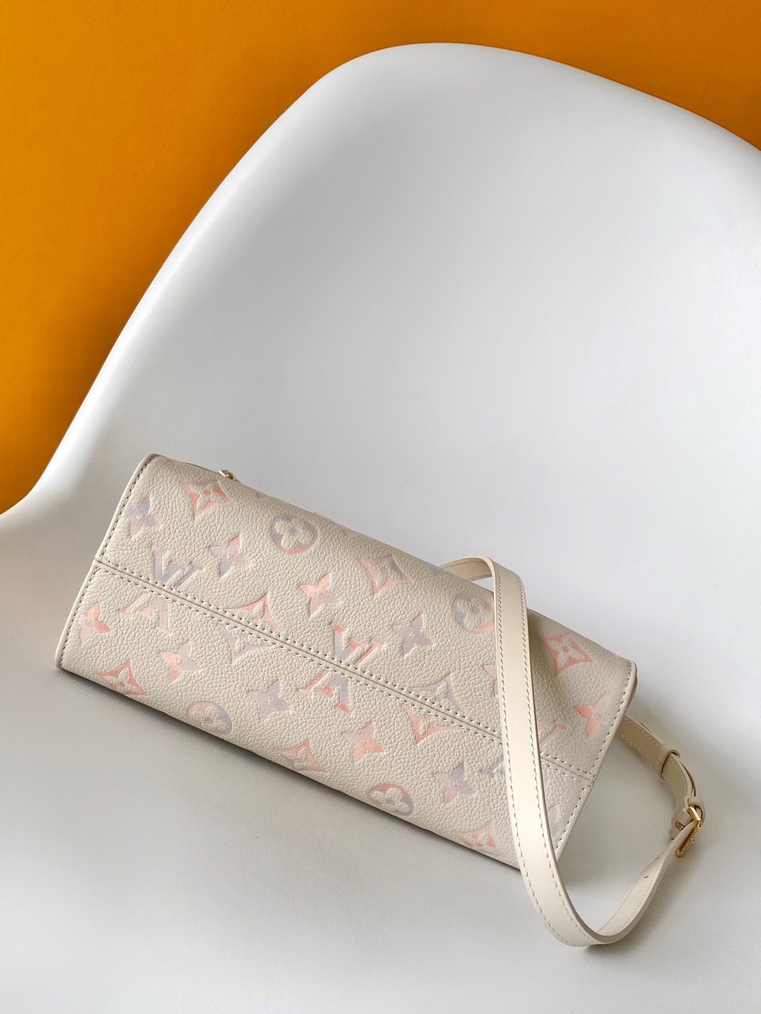 L-Top-quality white gradient tote bag-1305 - Image 3