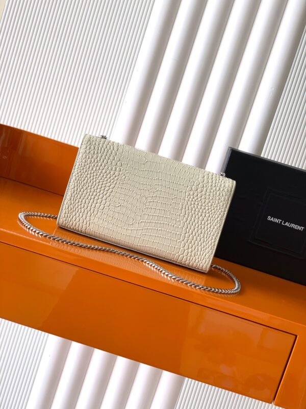 YSL-Crocodile-pattern chain bag-1320 - Image 11