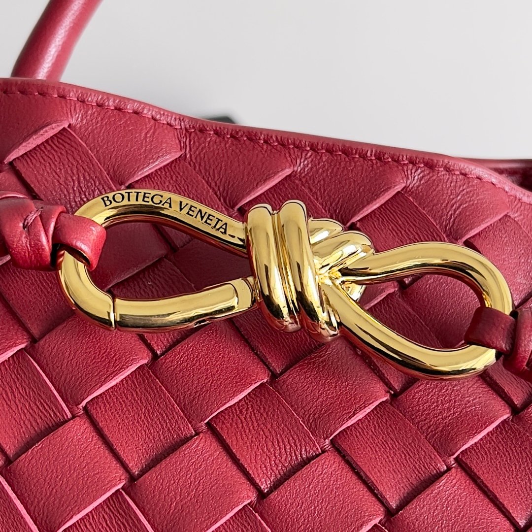 BV-Top-of-the-line horizontal bag-1332 - Image 4