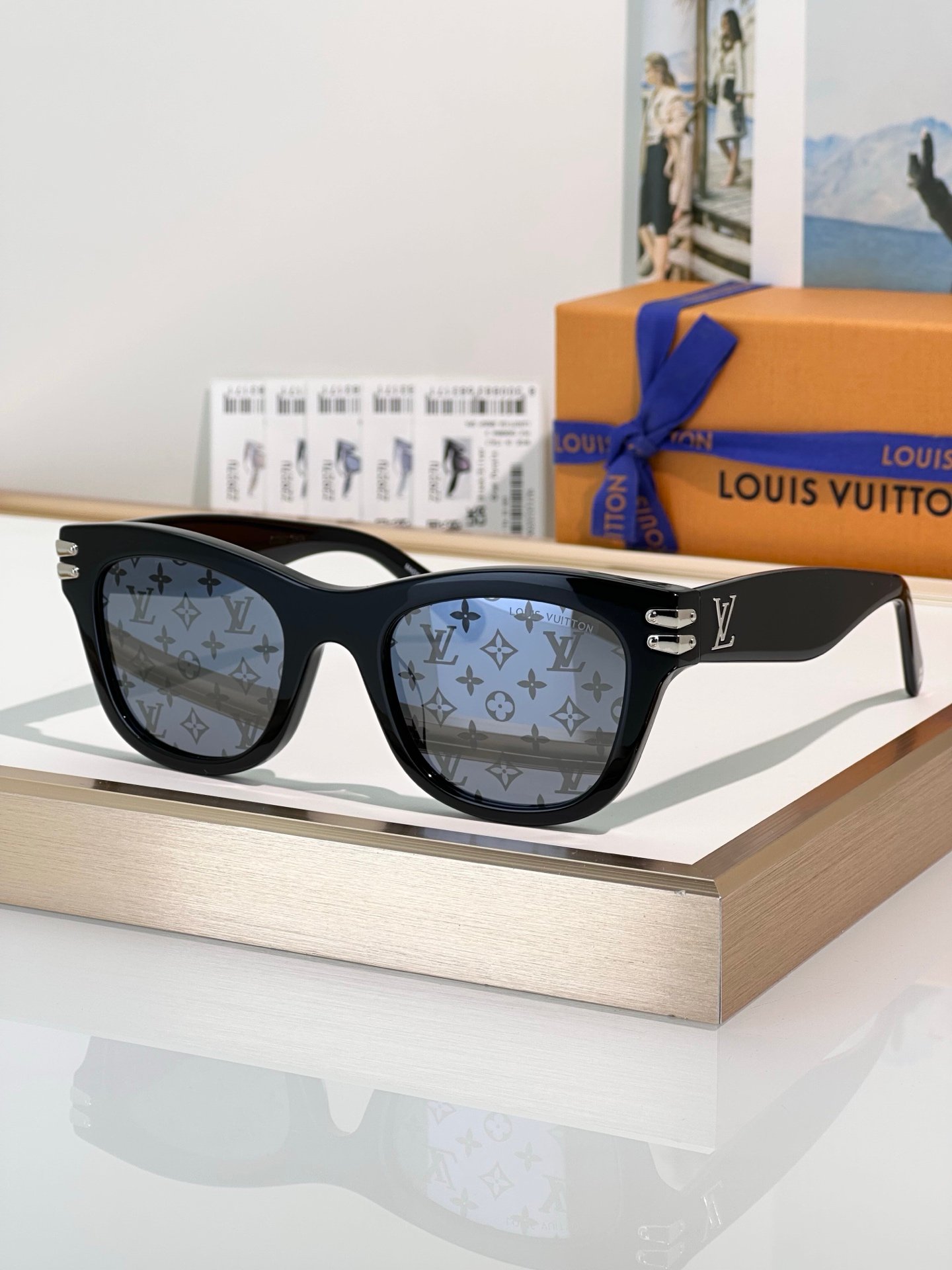 LV-Classic sunglasses-0235