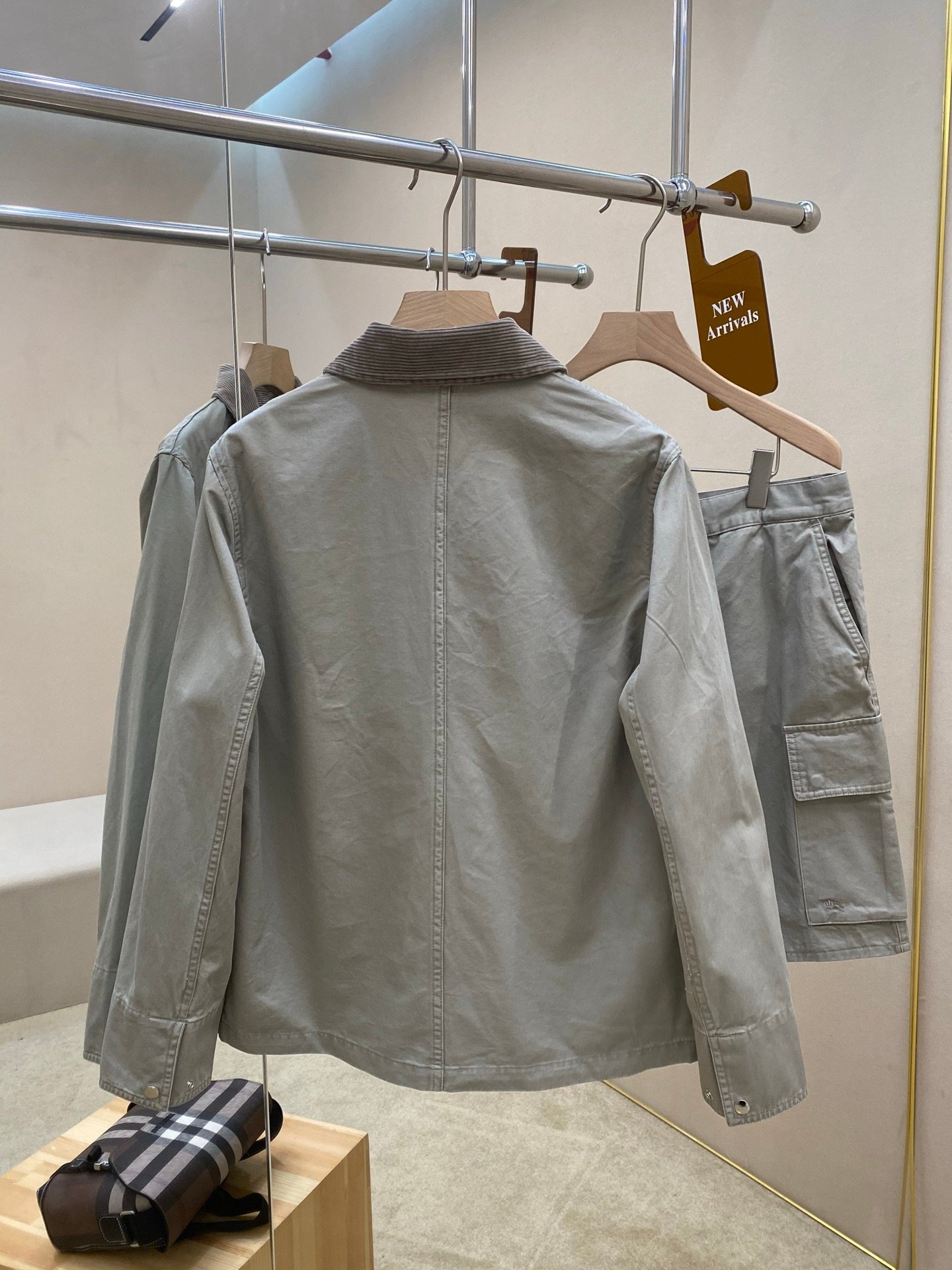 BB-New autumn and winter bird pattern gabardine jacket-2400 - Image 3