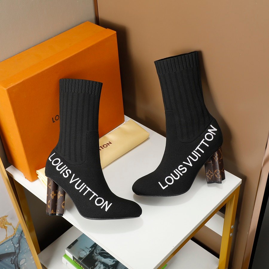 L-Latest socks and ankle boots-3503 - Image 3