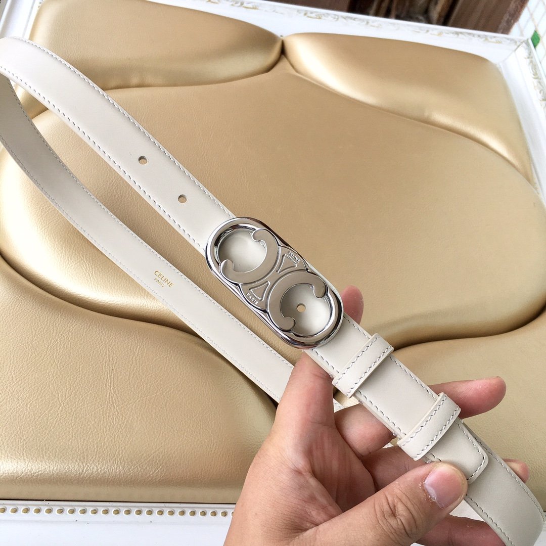 CE-Bestsellers at the counter-489 - Image 4