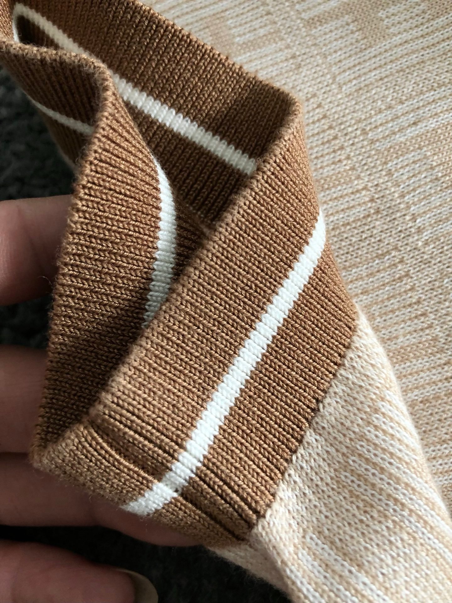 F-Old Money Wind Wool T-Shirt-2504 - Image 4