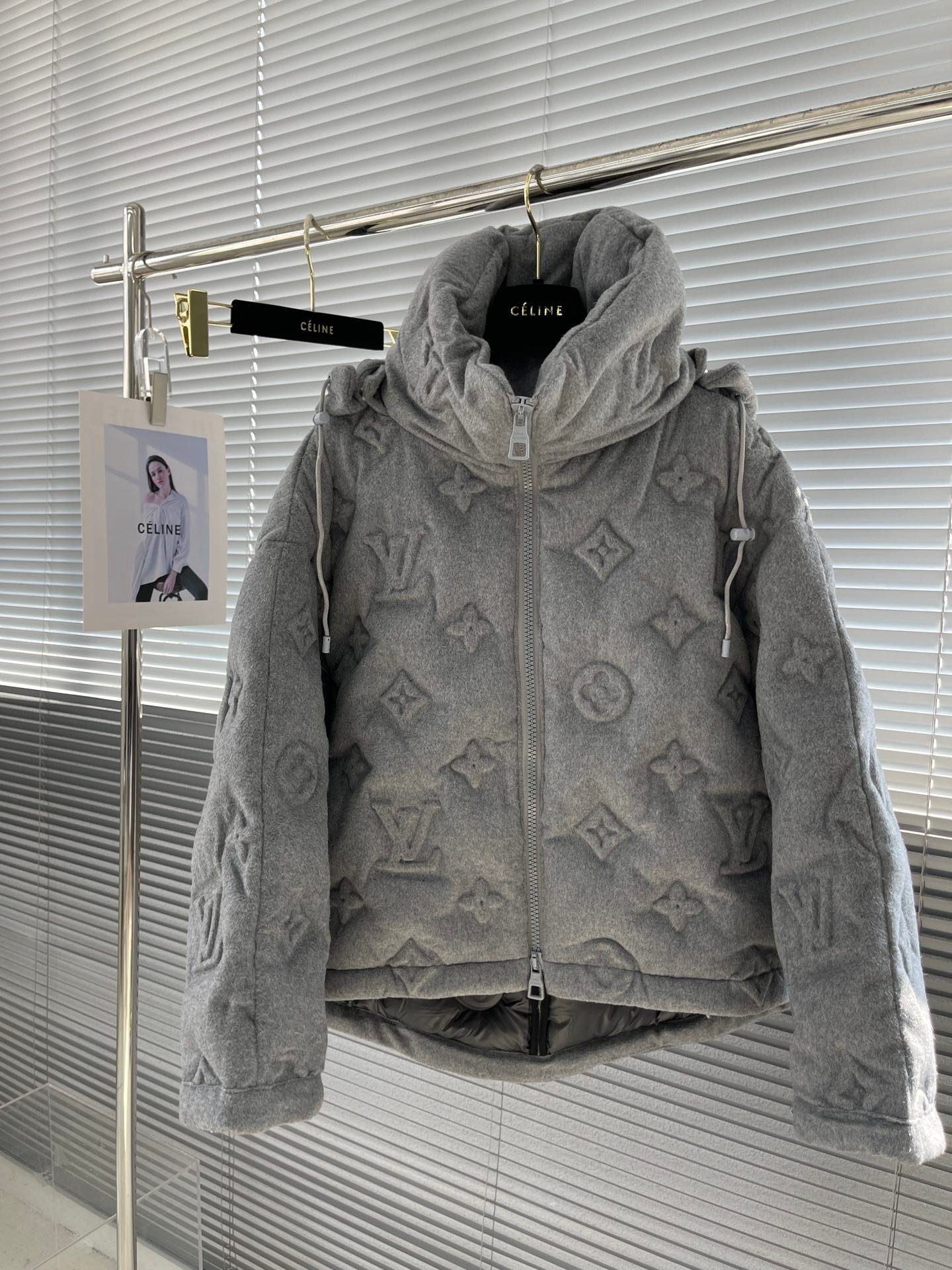 L-High-Quality Embossed Down Jacket-2574