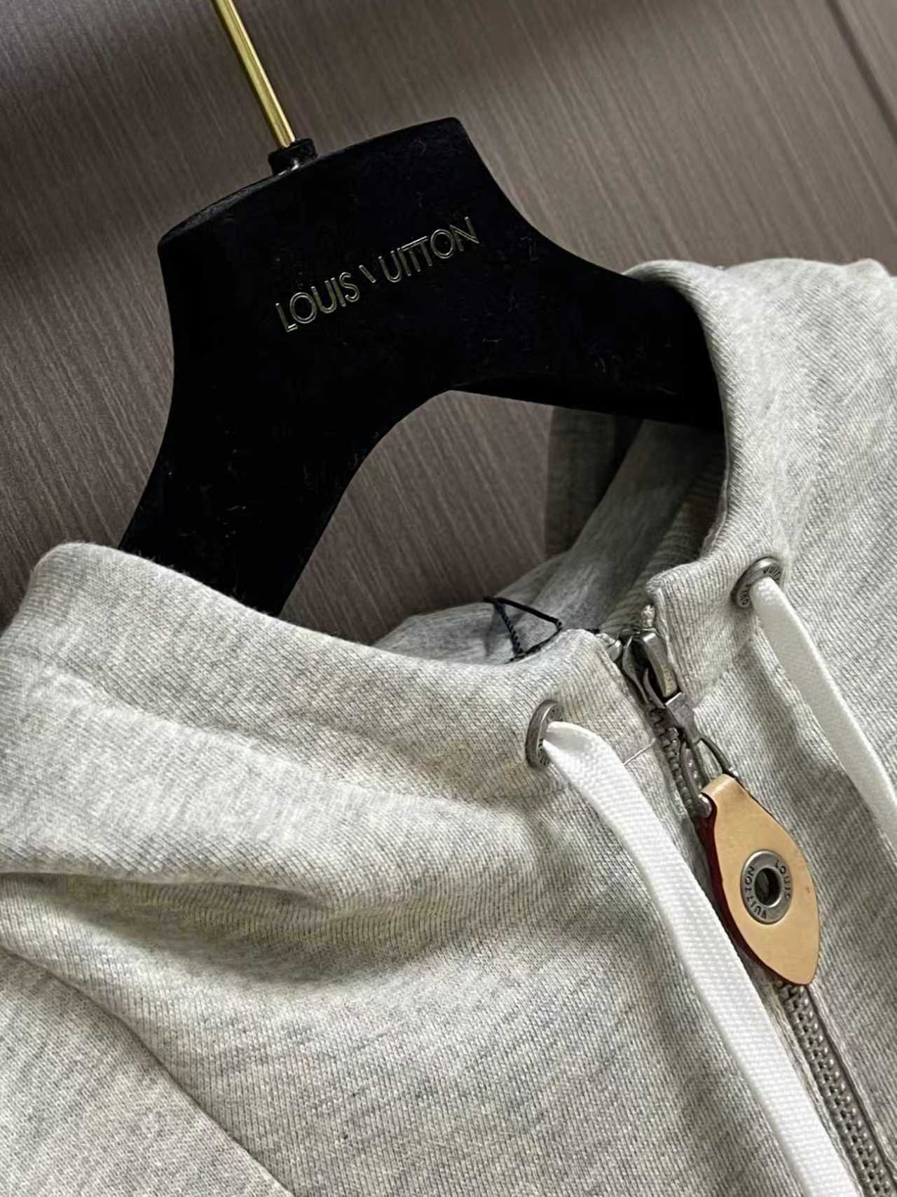 L-Classic Hooded Zip-Up Sweatshirt-2605 - Image 4
