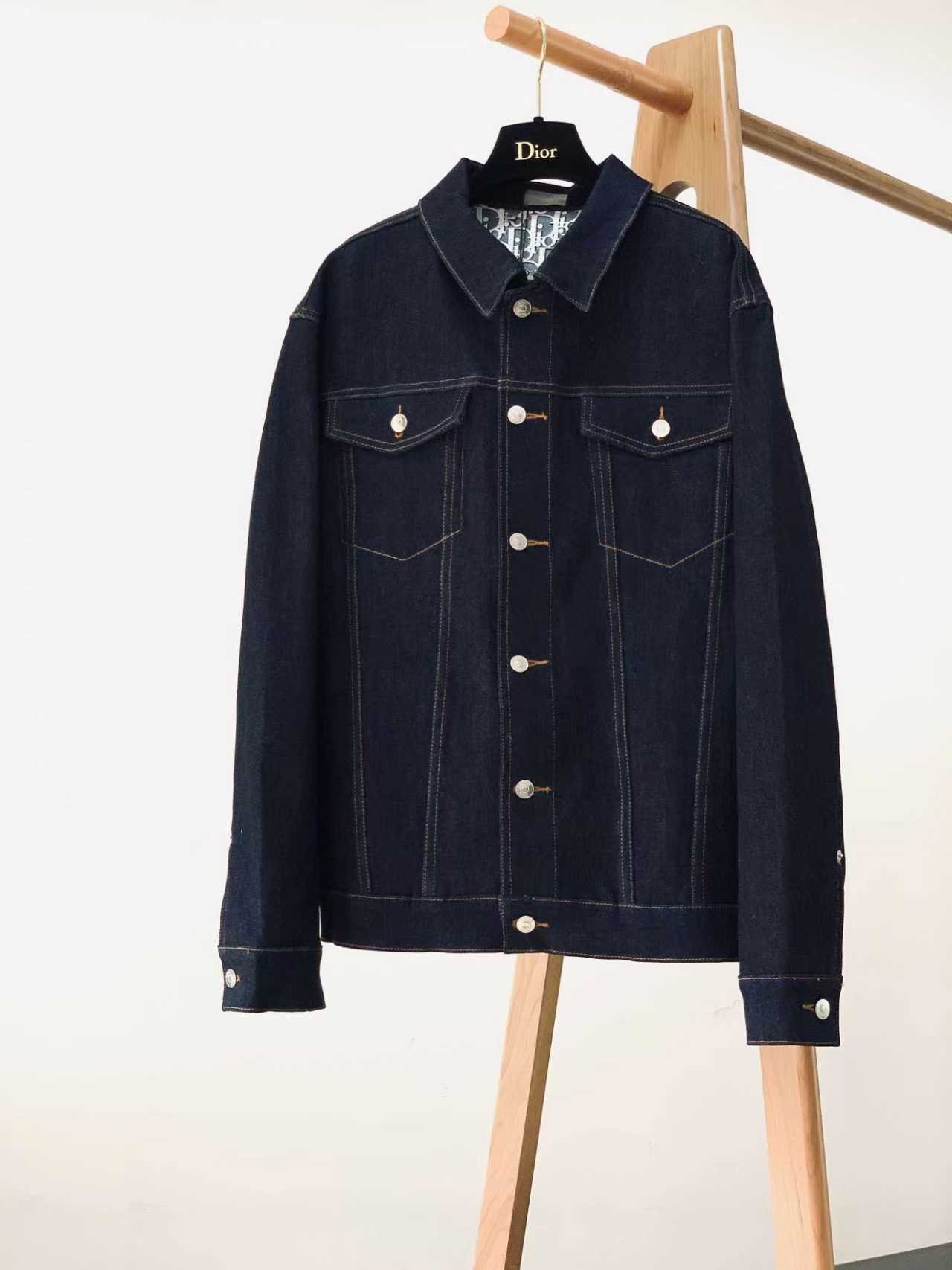 D-Heavy-Duty Printed Denim Jacket-2609