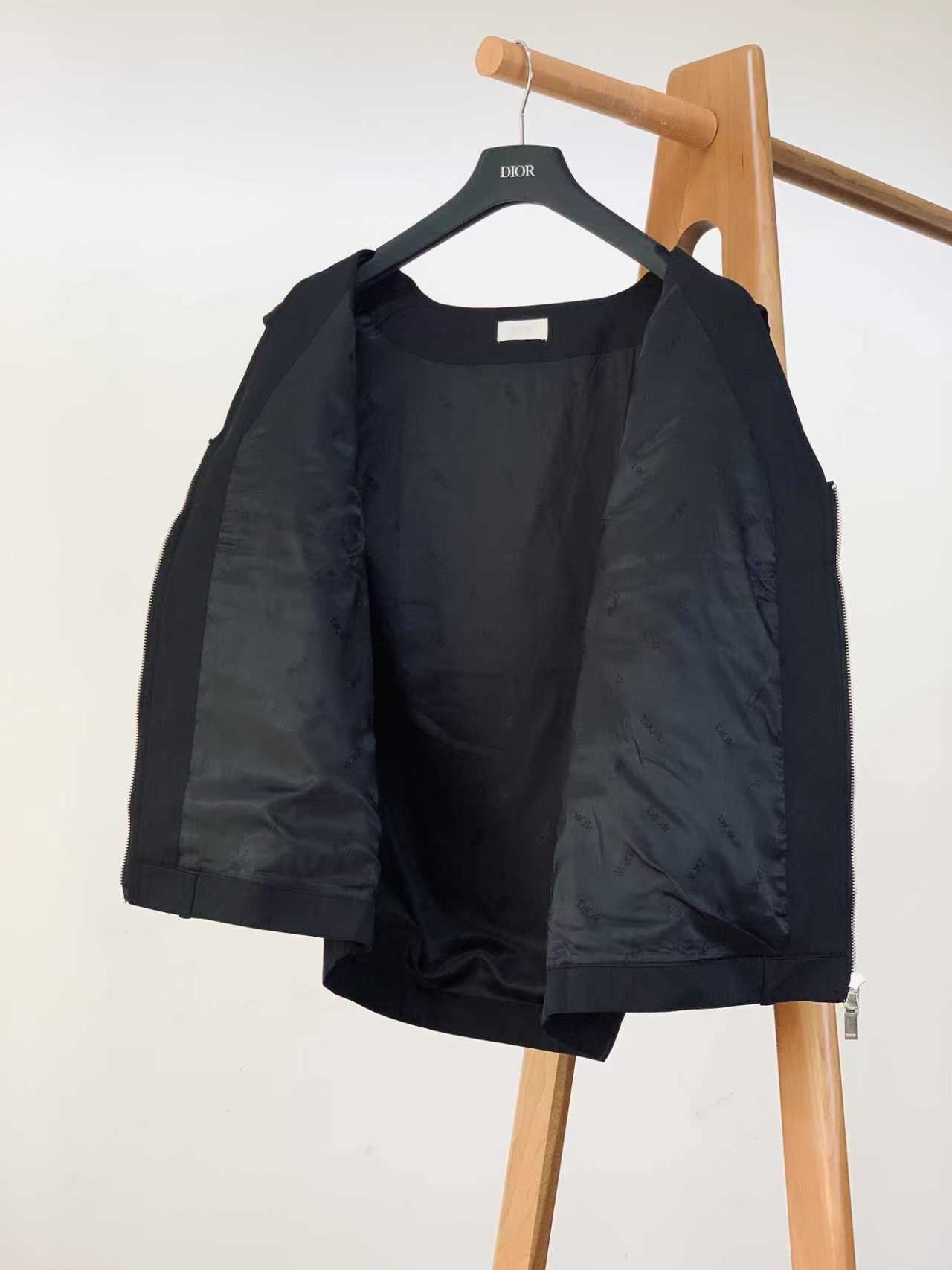 D-High-Quality 1:1 Counter Vest-2616 - Image 5