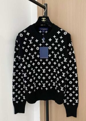A-High-quality embroidered knit sweater-LV-2670