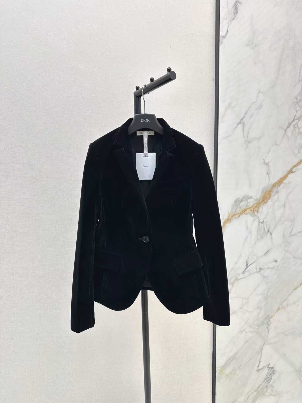 D-Classic Premium Velvet Blazer-2685