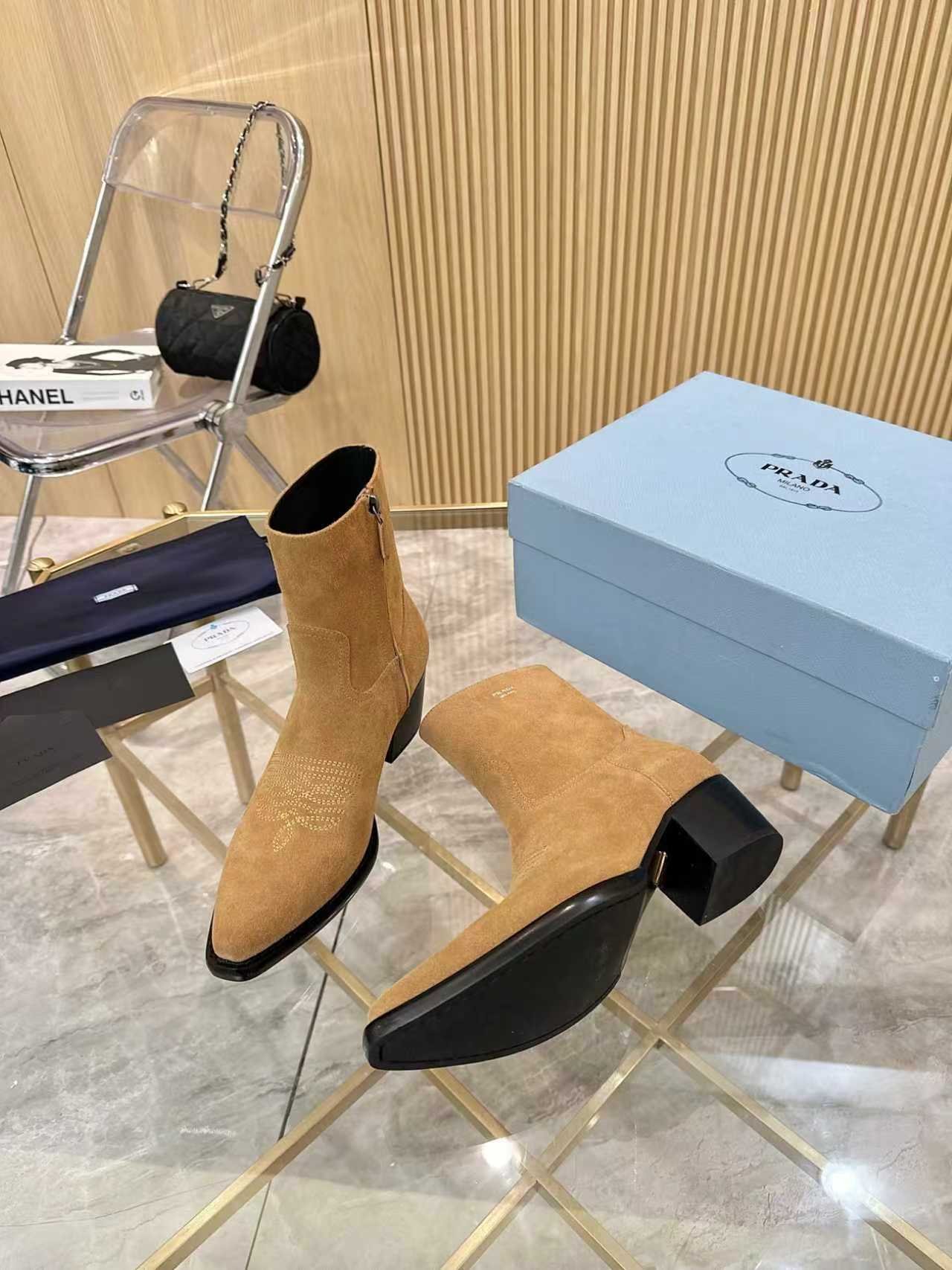 B-DG- Premium Quality Boutique 1:1 Pointed Toe Boots-3533 - Image 2