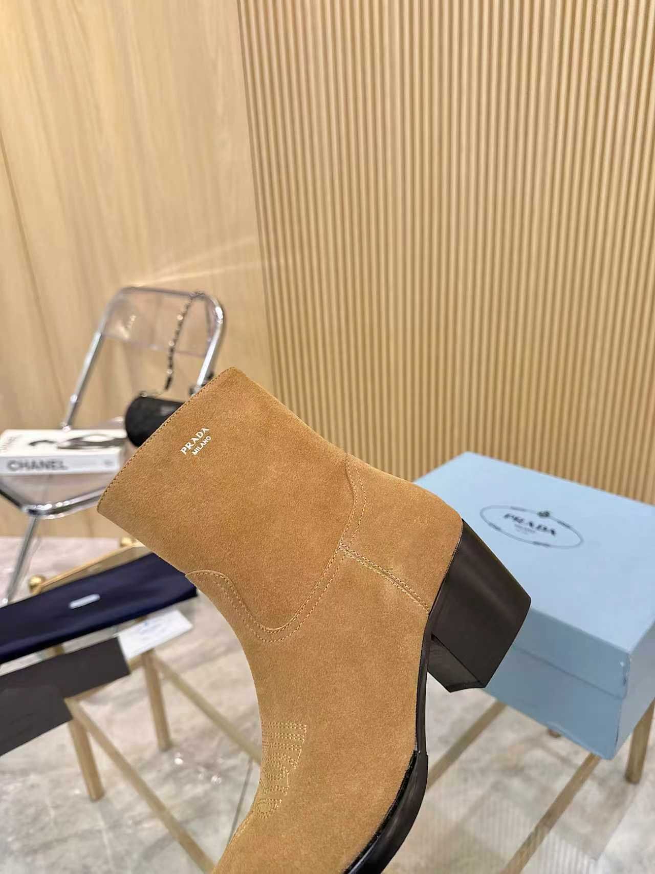 B-DG- Premium Quality Boutique 1:1 Pointed Toe Boots-3533 - Image 3