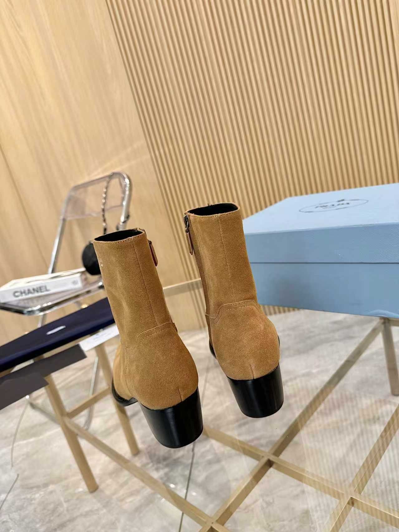 B-DG- Premium Quality Boutique 1:1 Pointed Toe Boots-3533 - Image 4