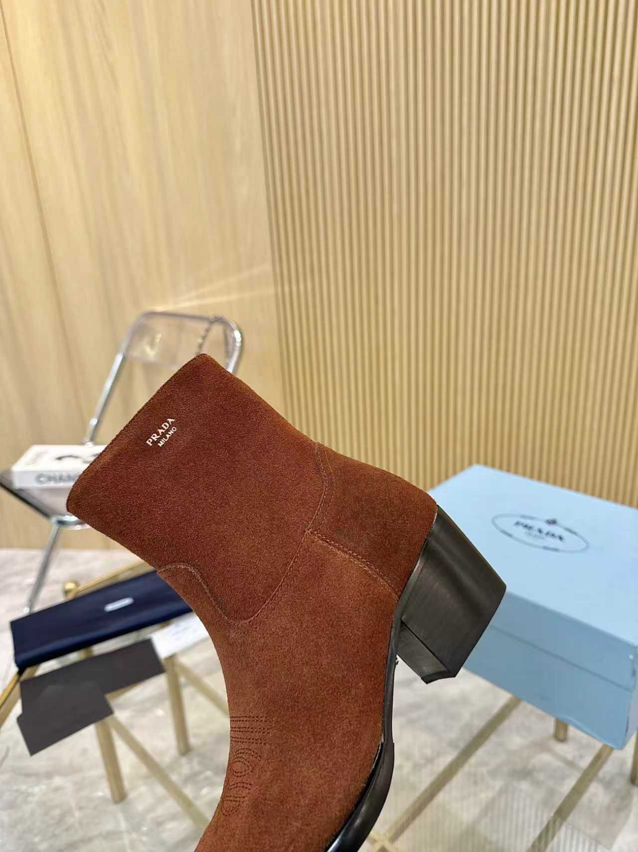 B-DG- Premium Quality Boutique 1:1 Pointed Toe Boots-3533 - Image 7