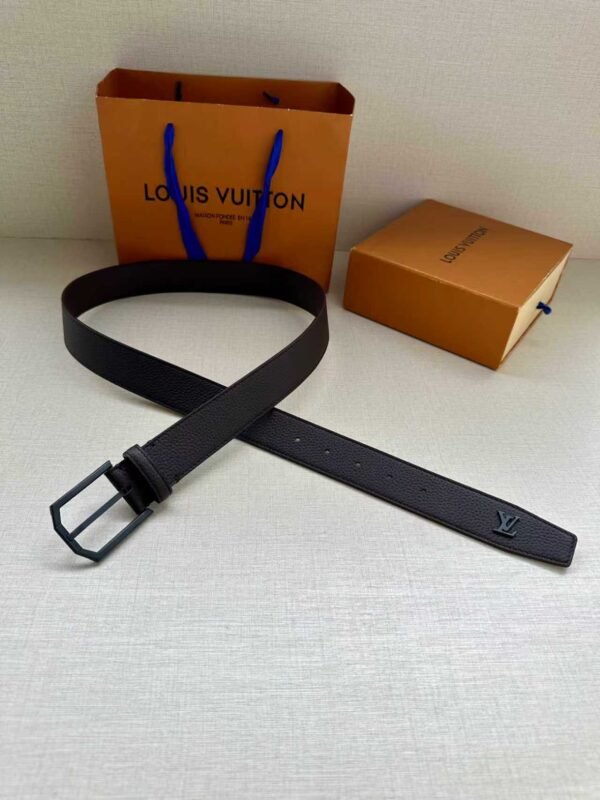 A-High-quality new series of belts-562 - Image 5