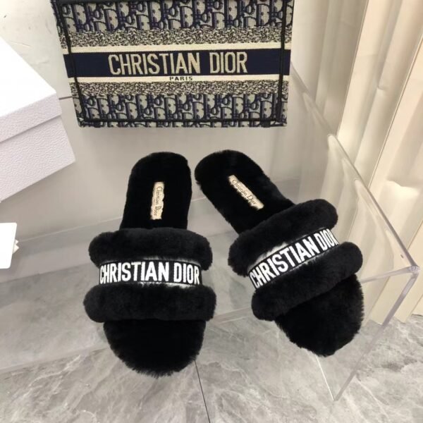 B-Classic Fuzzy Slippers-3560 - Image 6