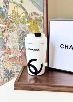 A Must-Have Water Bottle for Office Workers-5012