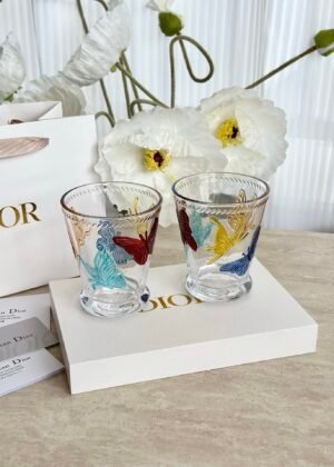 1Hand-Engraved Glass Cups-5051