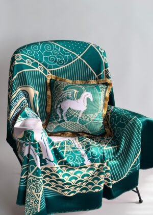 1 High-End Cashmere Throw+Pillow-5057